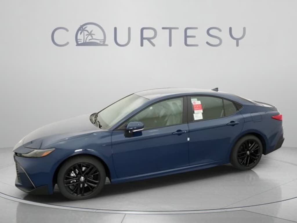 Used 2026 Toyota Camry SE Sedan