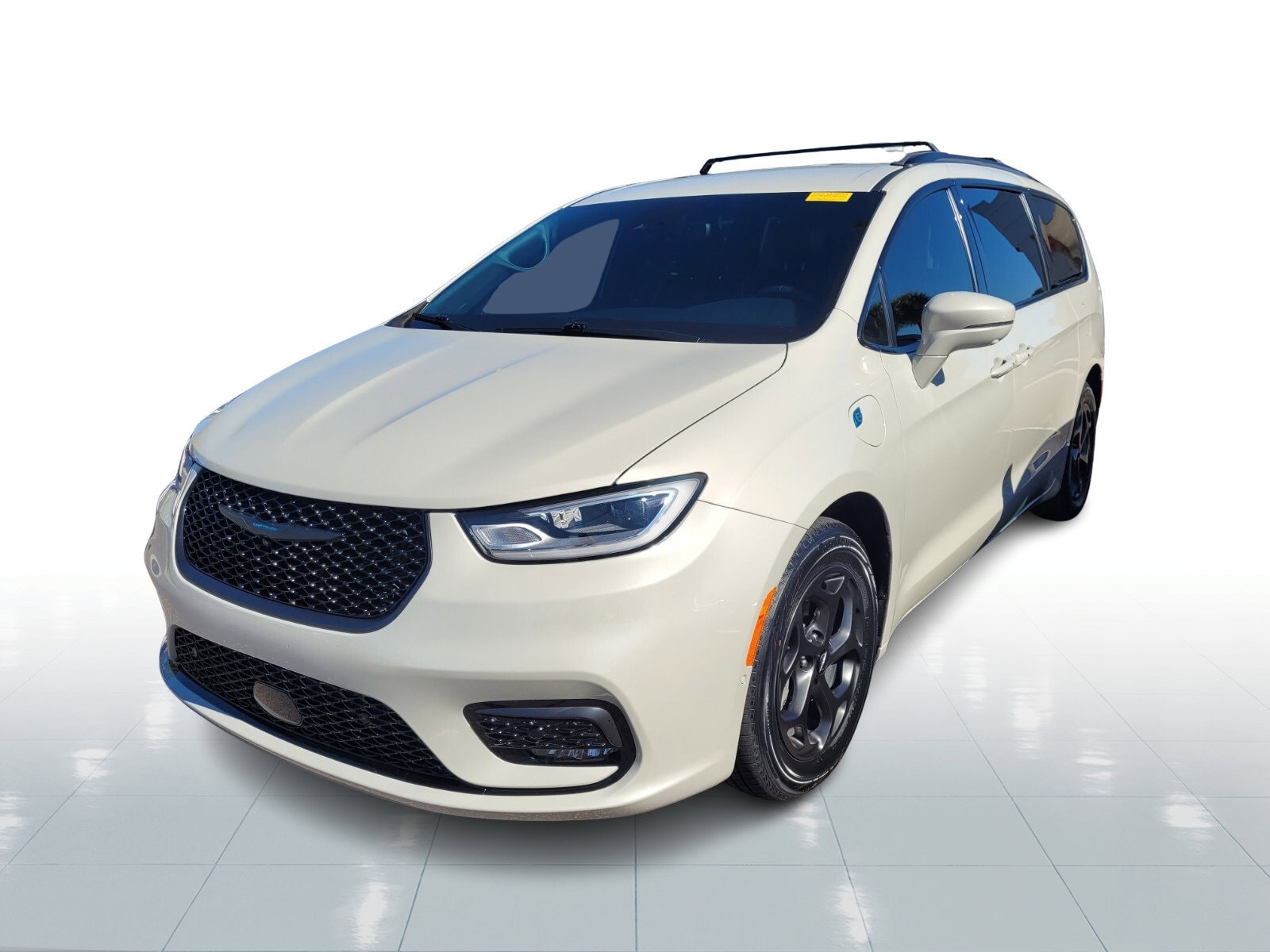 2021 Chrysler Pacifica Hybrid Limited's photo