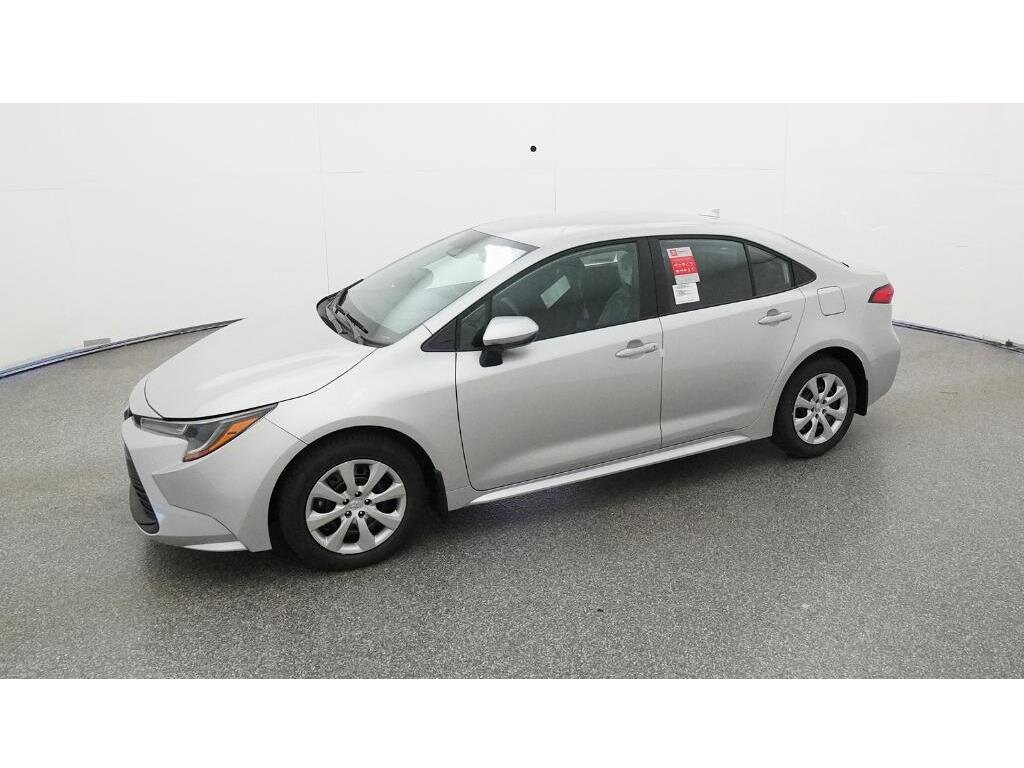 2026 Toyota Corolla LE photo 2