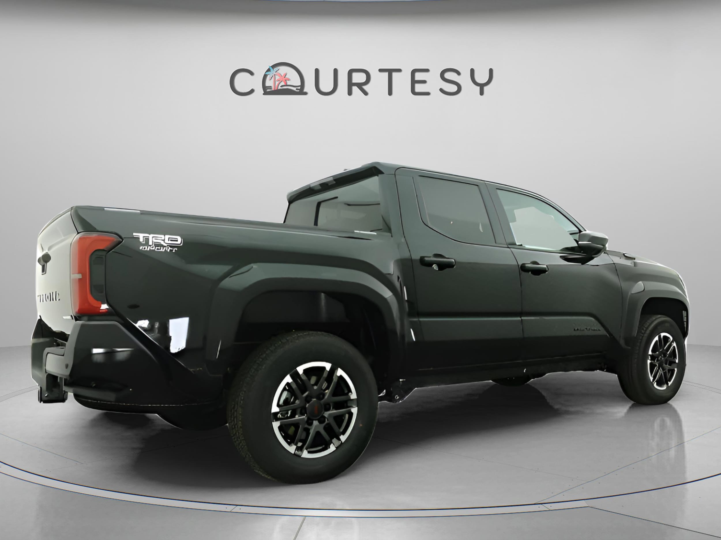 2026 Toyota Tacoma TRD Sport - Photo 13