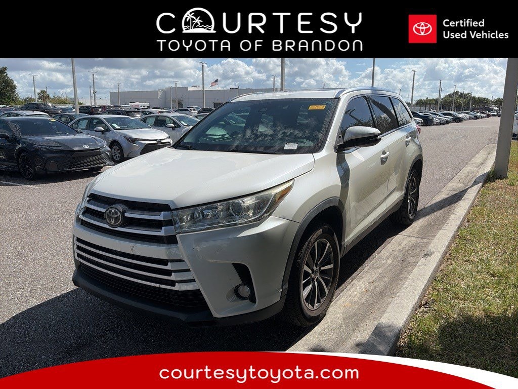 Used 2019 Toyota Highlander XLE SUV