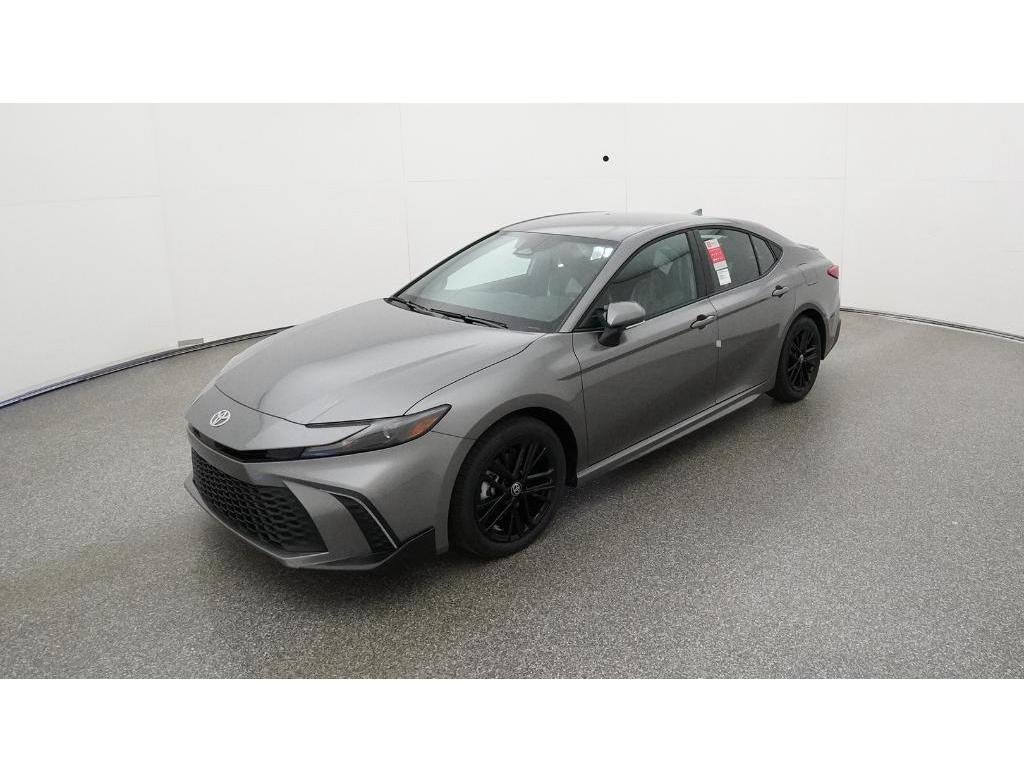 2026 Toyota Camry SE's photo