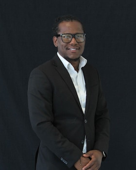 Staff member Michael Bryan from ID_4e00f98019f4