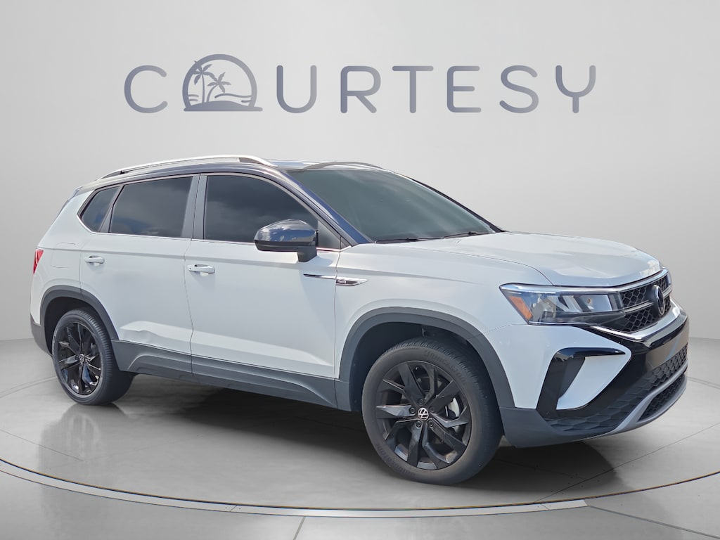Used 2024 Volkswagen Taos SE SUV