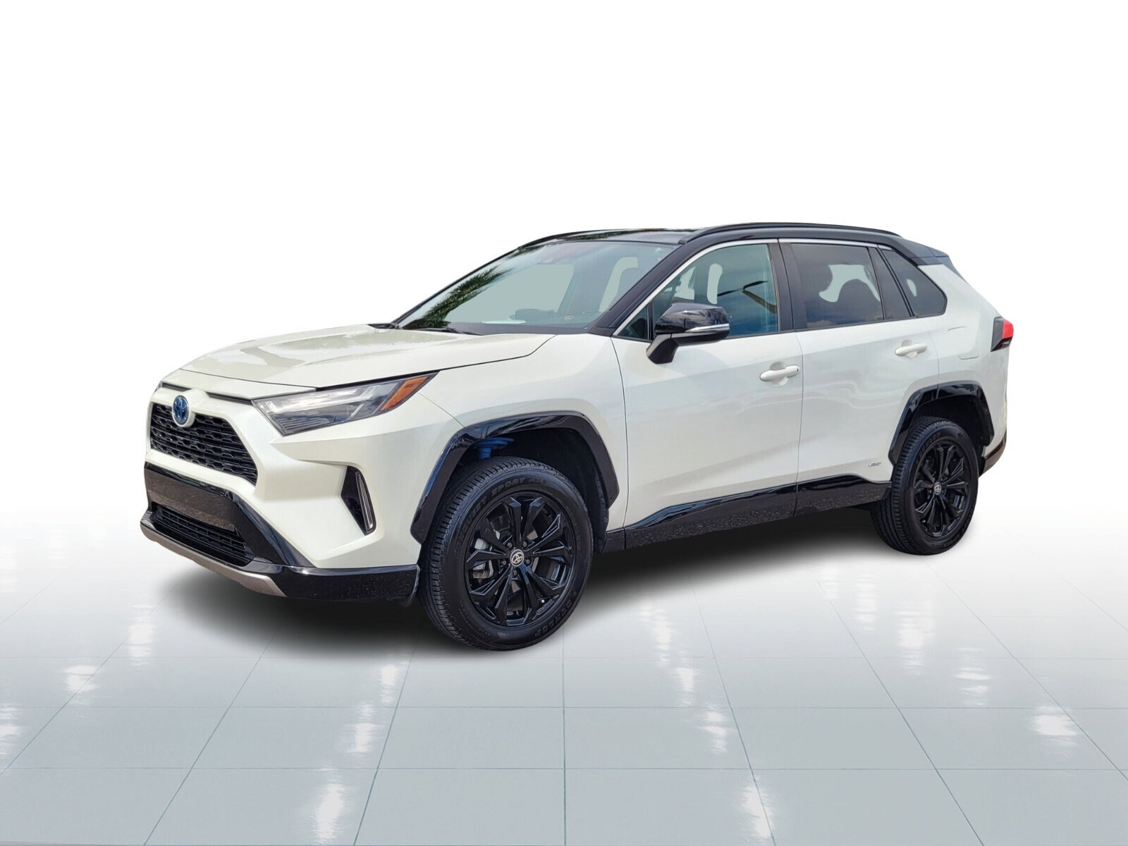 2022 Toyota RAV4 Hybrid XSE photo 2