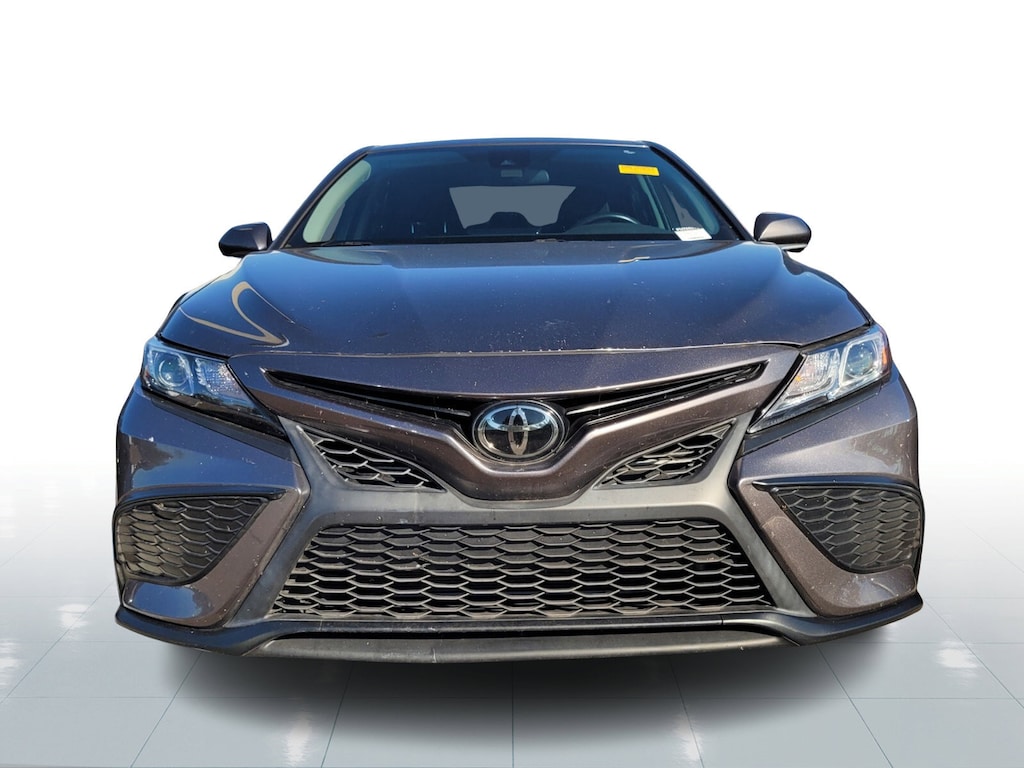 Used 2023 Toyota Camry SE Sedan