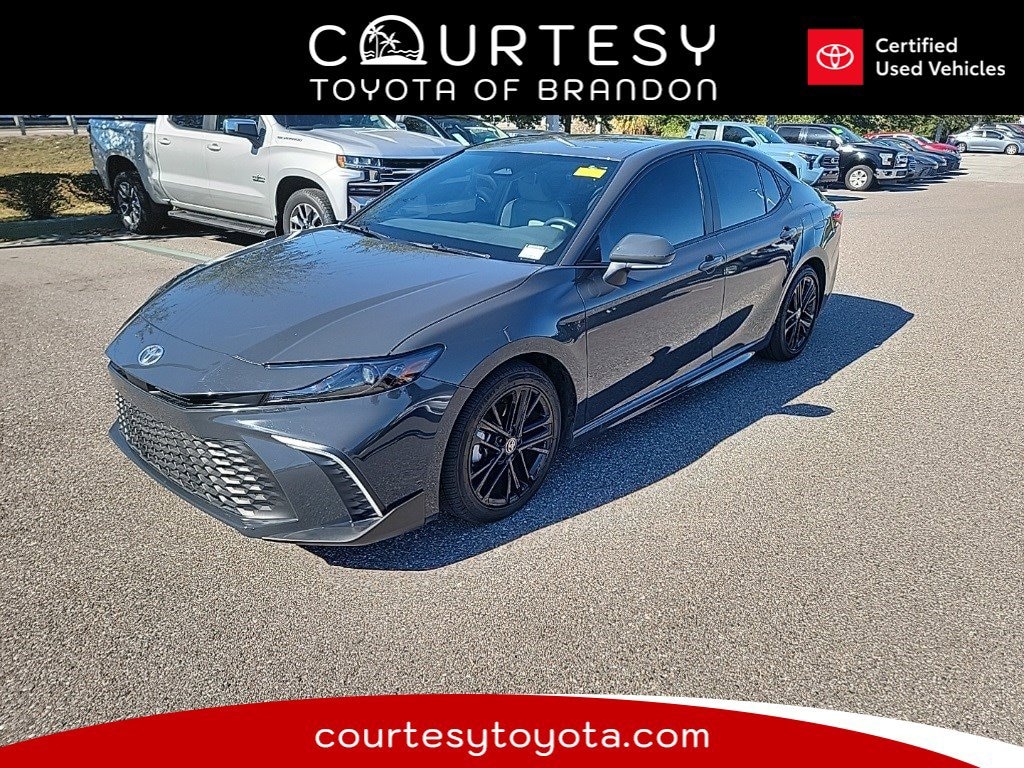 Used 2025 Toyota Camry SE Sedan