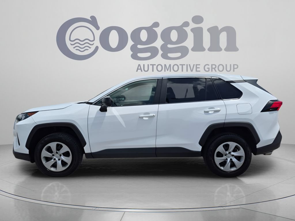 Used 2022 Toyota RAV4 LE SUV