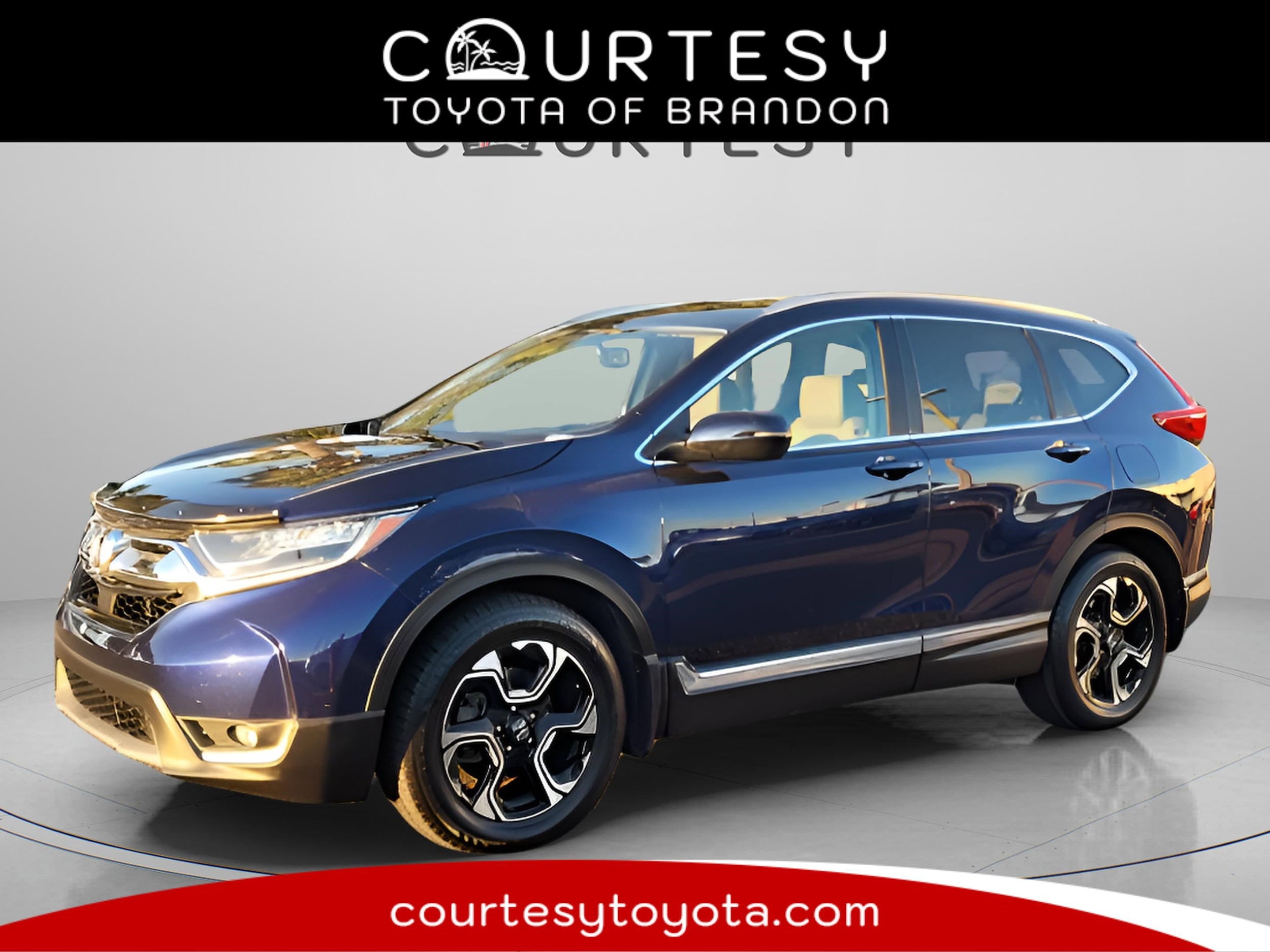 2017 Honda CR-V Touring's photo