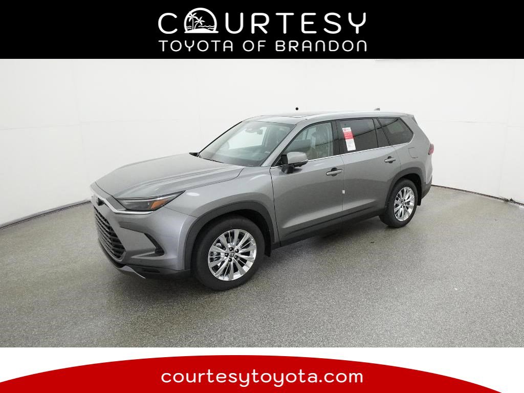 2026 Toyota Grand Highlander Platinum's photo