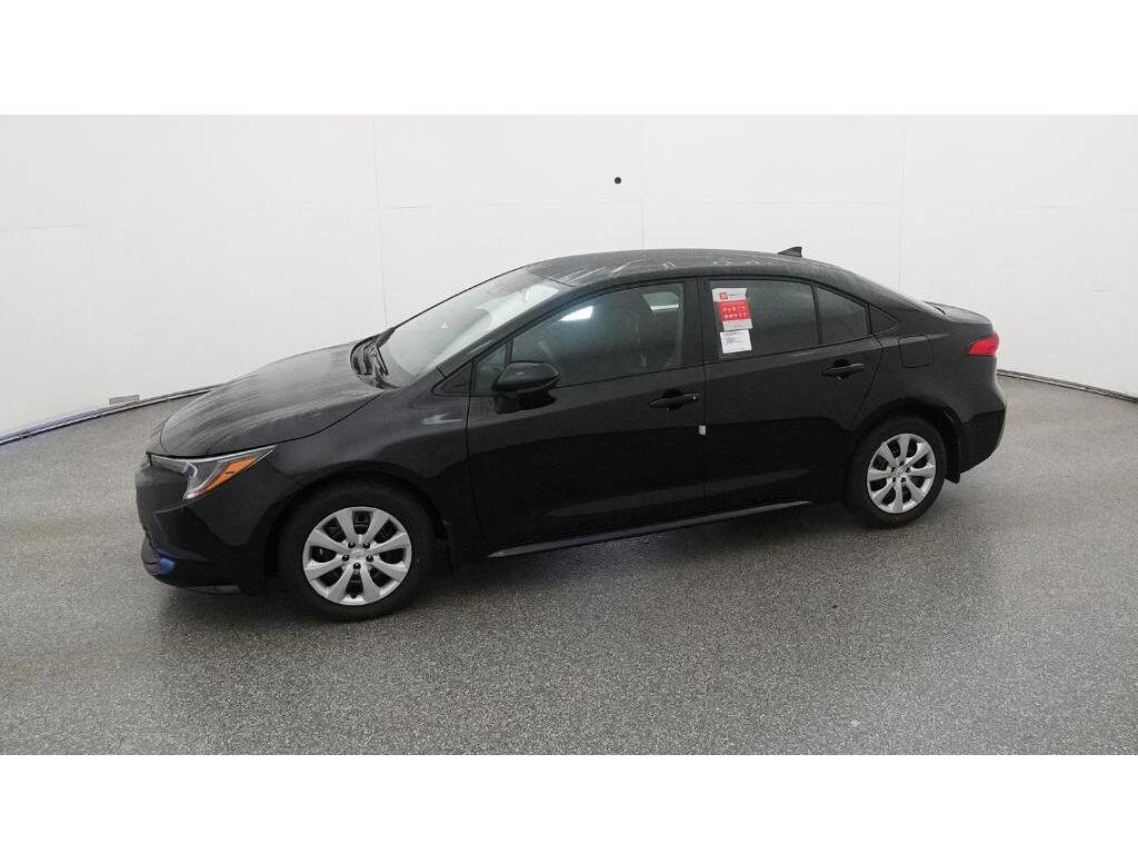 2026 Toyota Corolla LE photo 2