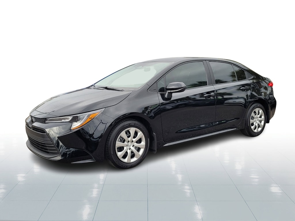 Certified 2025 Toyota Corolla LE Sedan