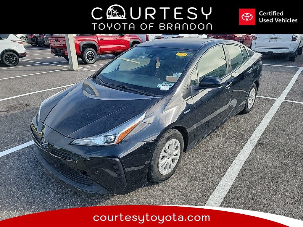 Used 2022 Toyota Prius L Eco Hatchback