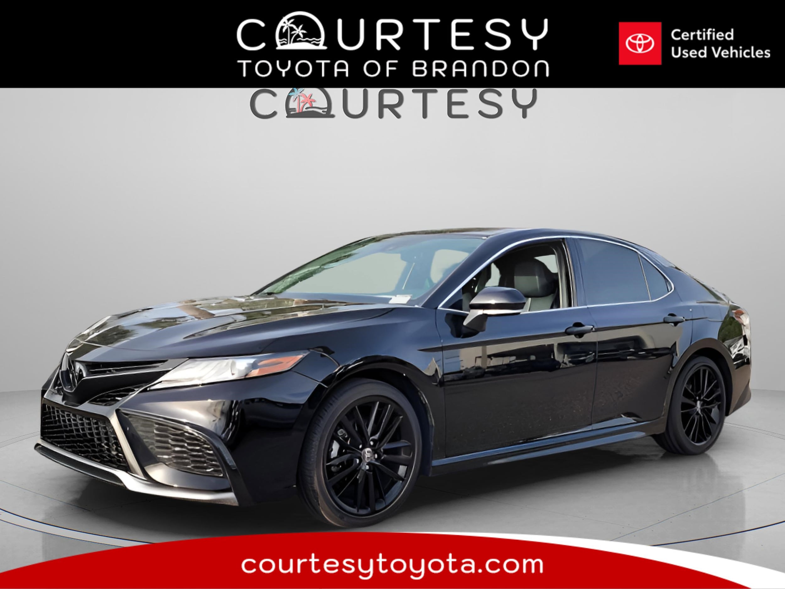 2024 Toyota Camry XSE's photo