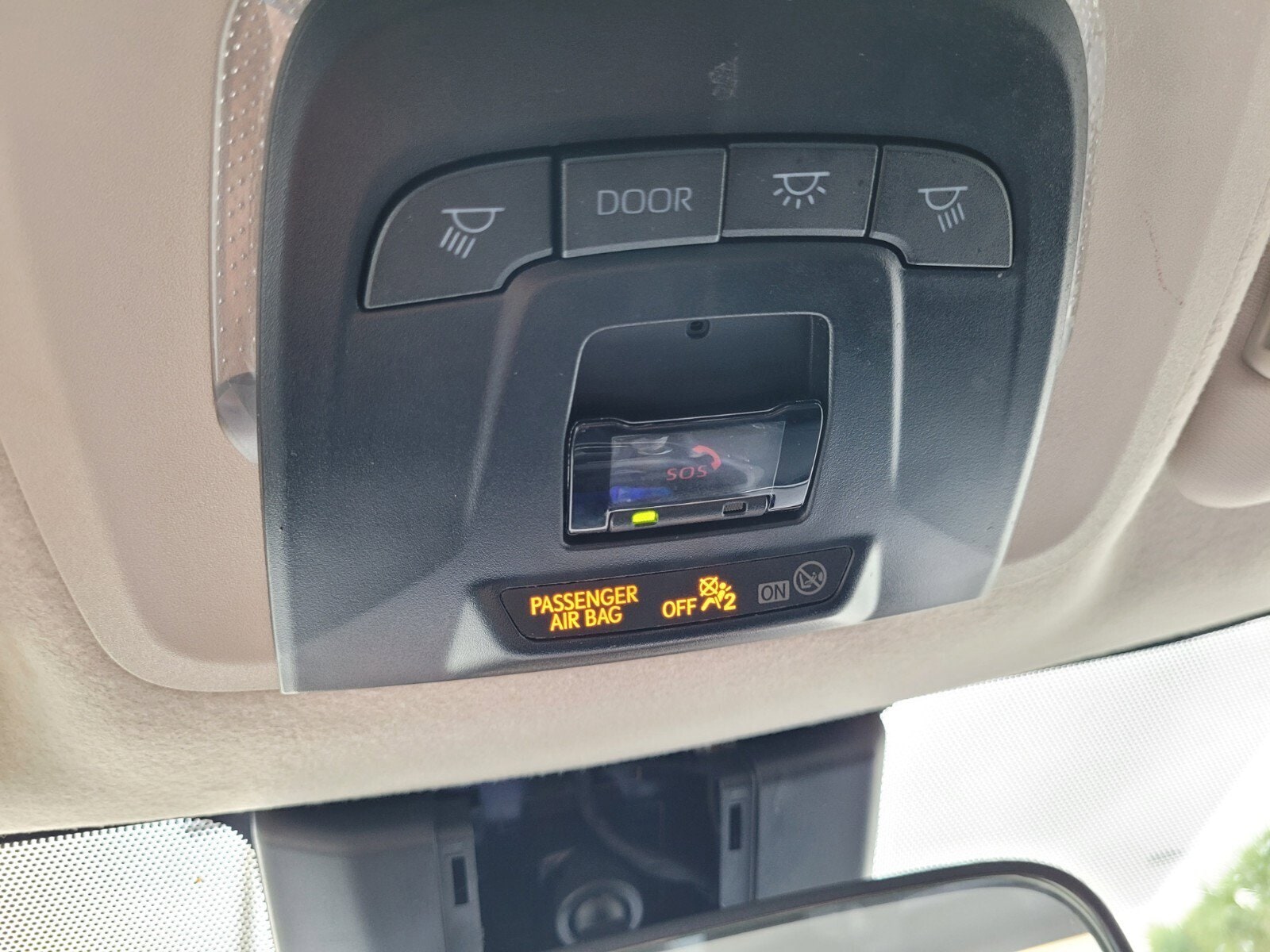 2023 Toyota Corolla LE photo 4