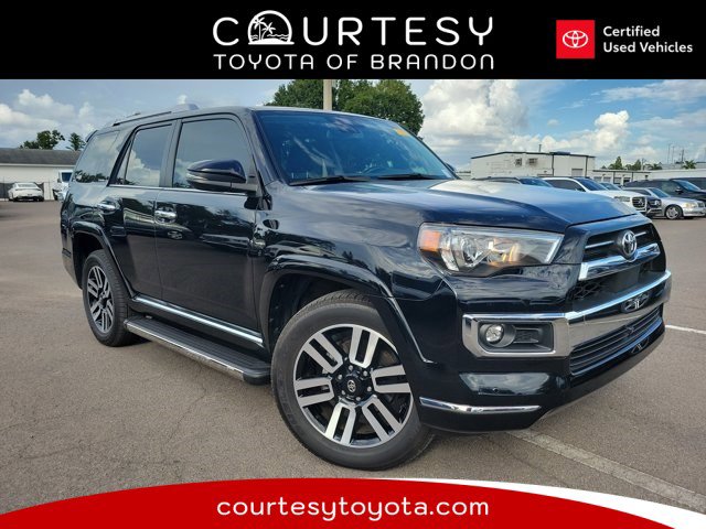 2023 Toyota 4Runner Limited's photo