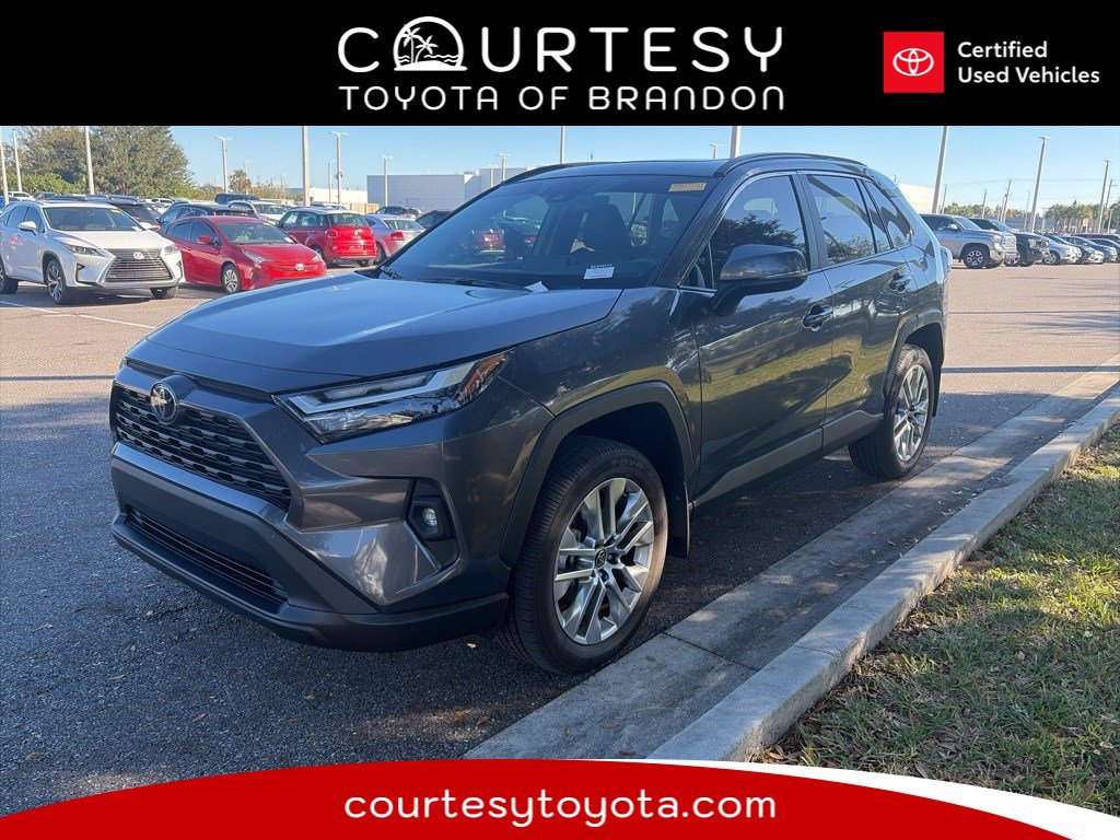 2025 Toyota RAV4 XLE Premium's photo