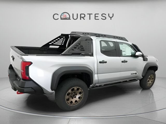2025 Toyota Tacoma Trailhunter - Photo 15