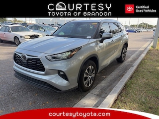 2020 Toyota Highlander XLE SUV