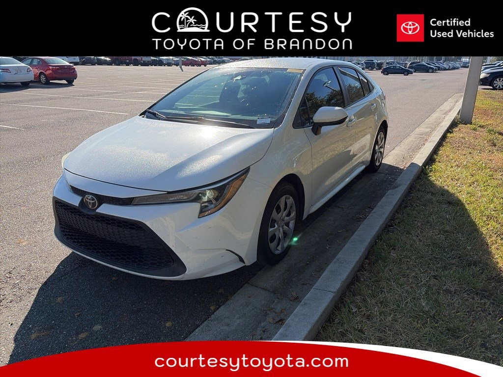 Used 2021 Toyota Corolla LE Sedan
