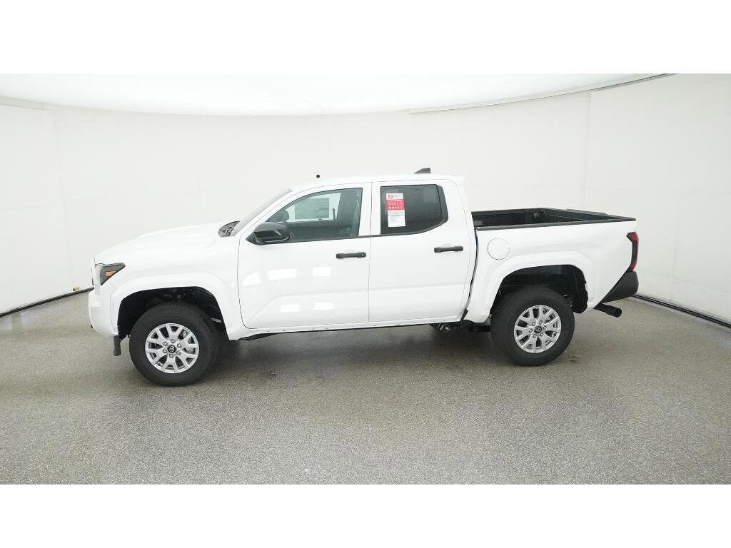 2025 Toyota Tacoma SR photo 3