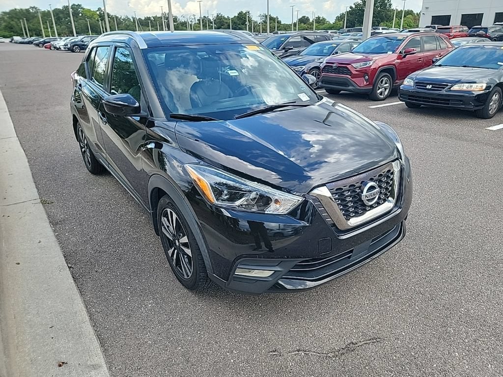 Used 2020 Nissan Kicks SR SUV