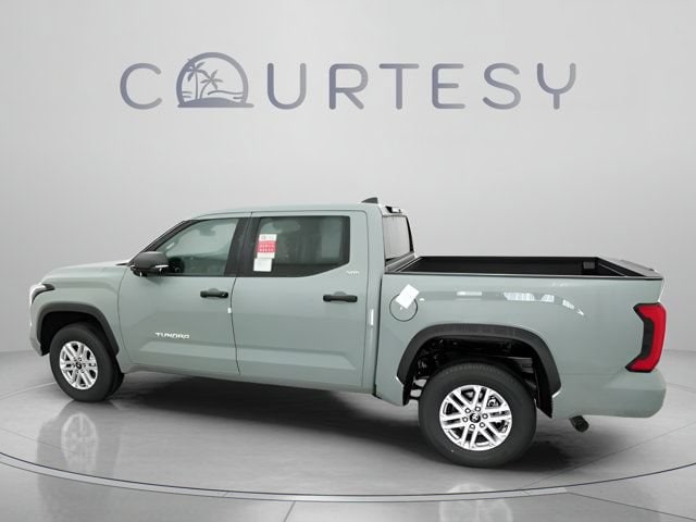 2025 Toyota Tundra SR5 - Photo 7
