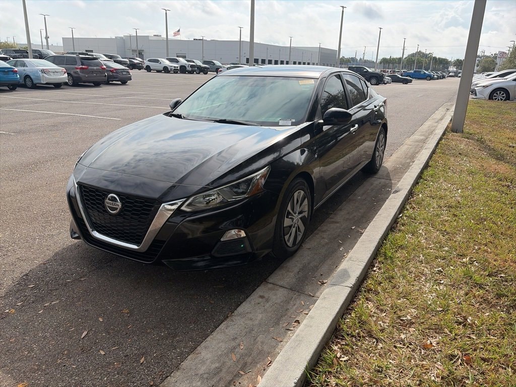 Used 2020 Nissan Altima 2.5 S Sedan