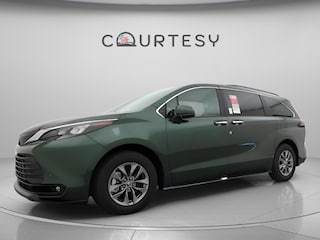 2026 Toyota Sienna XLE Van Passenger Van