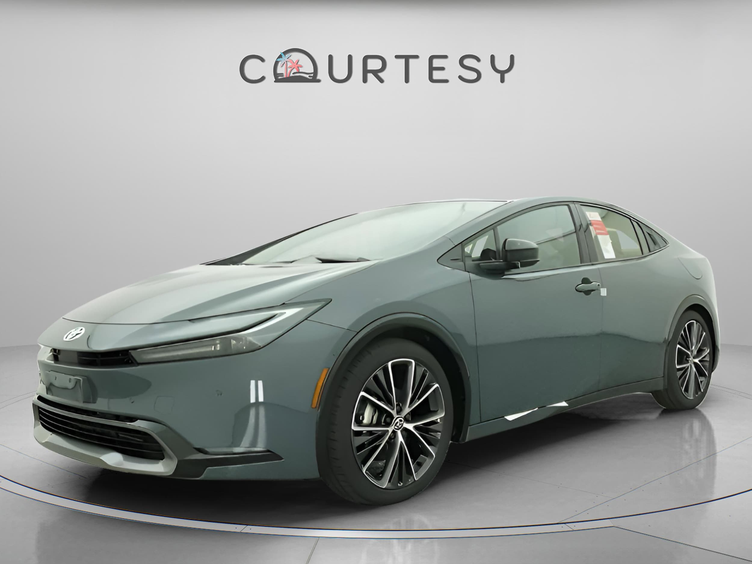 2026 Toyota Prius Limited's photo