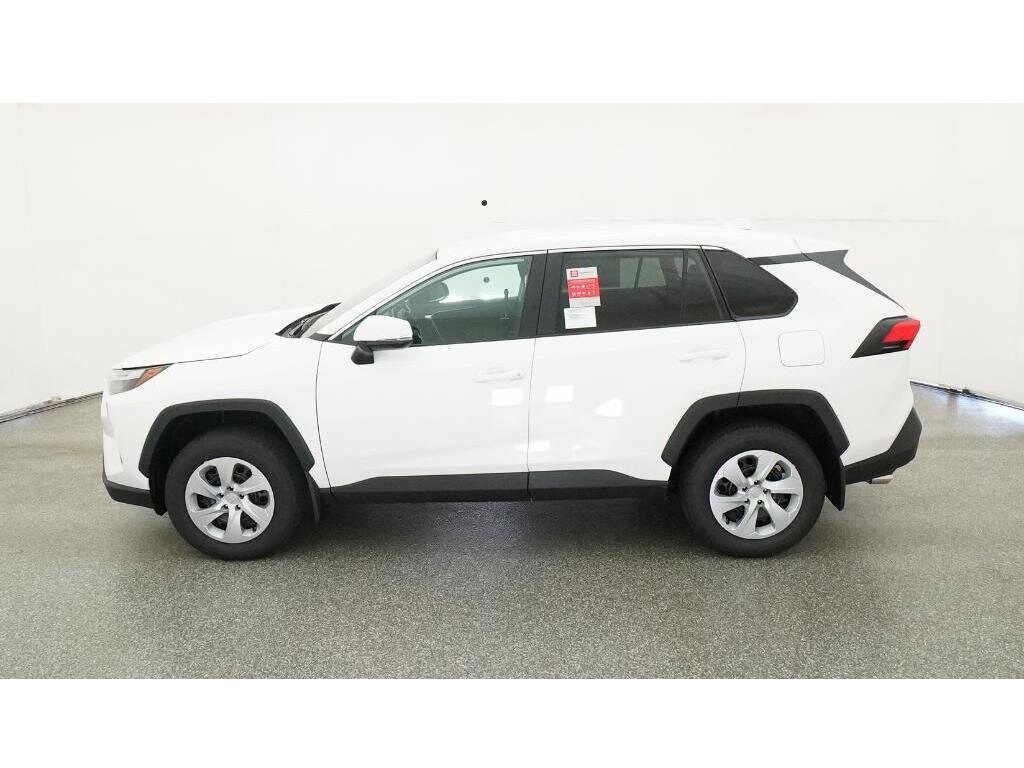 2025 Toyota RAV4 LE photo 2