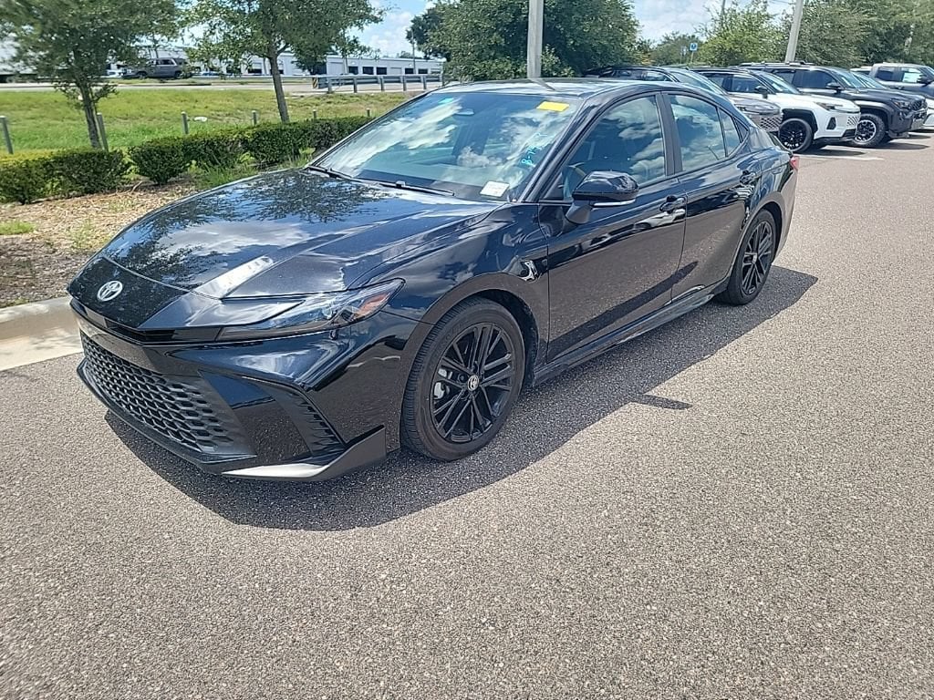 Used 2025 Toyota Camry SE Sedan