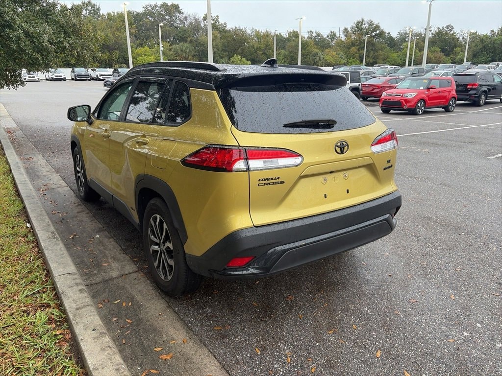 Used 2024 Toyota Corolla Cross Hybrid Hybrid SE SUV
