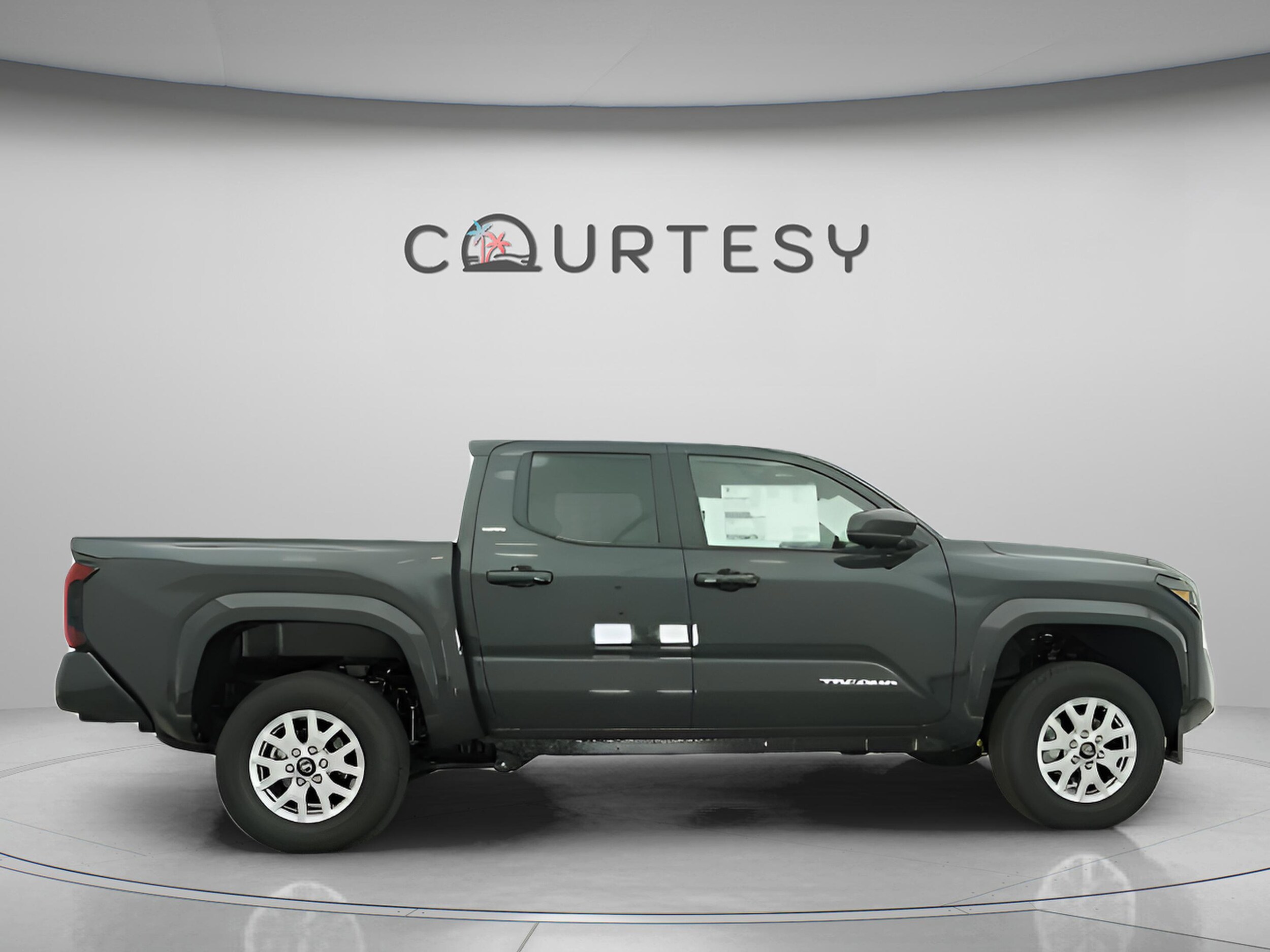 2026 Toyota Tacoma SR5 - Photo 16