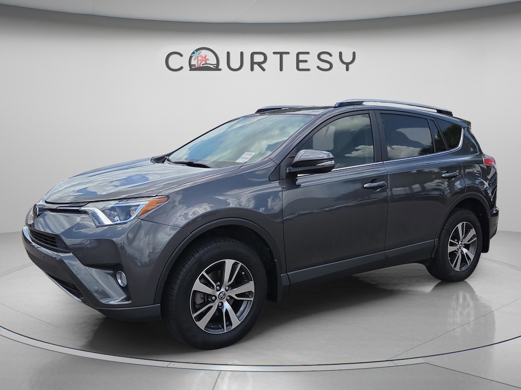 Used 2018 Toyota RAV4 XLE SUV