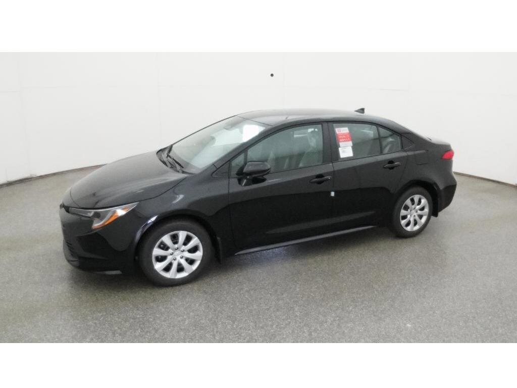 2026 Toyota Corolla LE photo 2