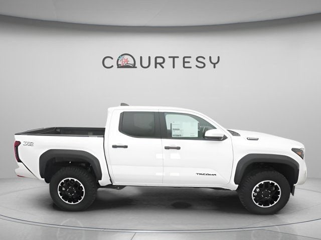 2025 Toyota Tacoma TRD Off Road - Photo 19