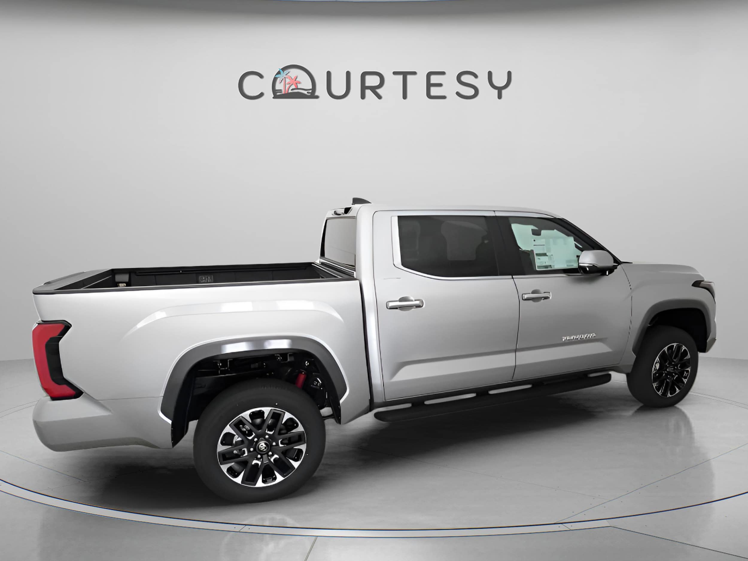 2026 Toyota Tundra Limited - Photo 15