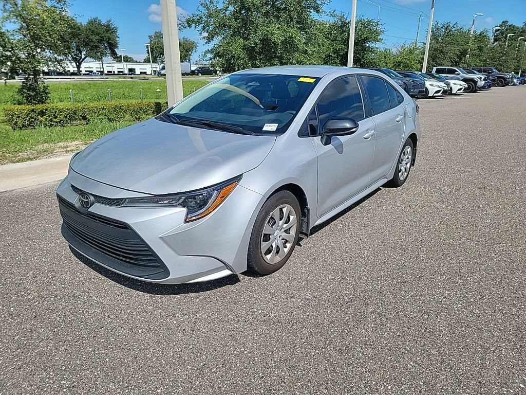 Used 2025 Toyota Corolla LE Sedan