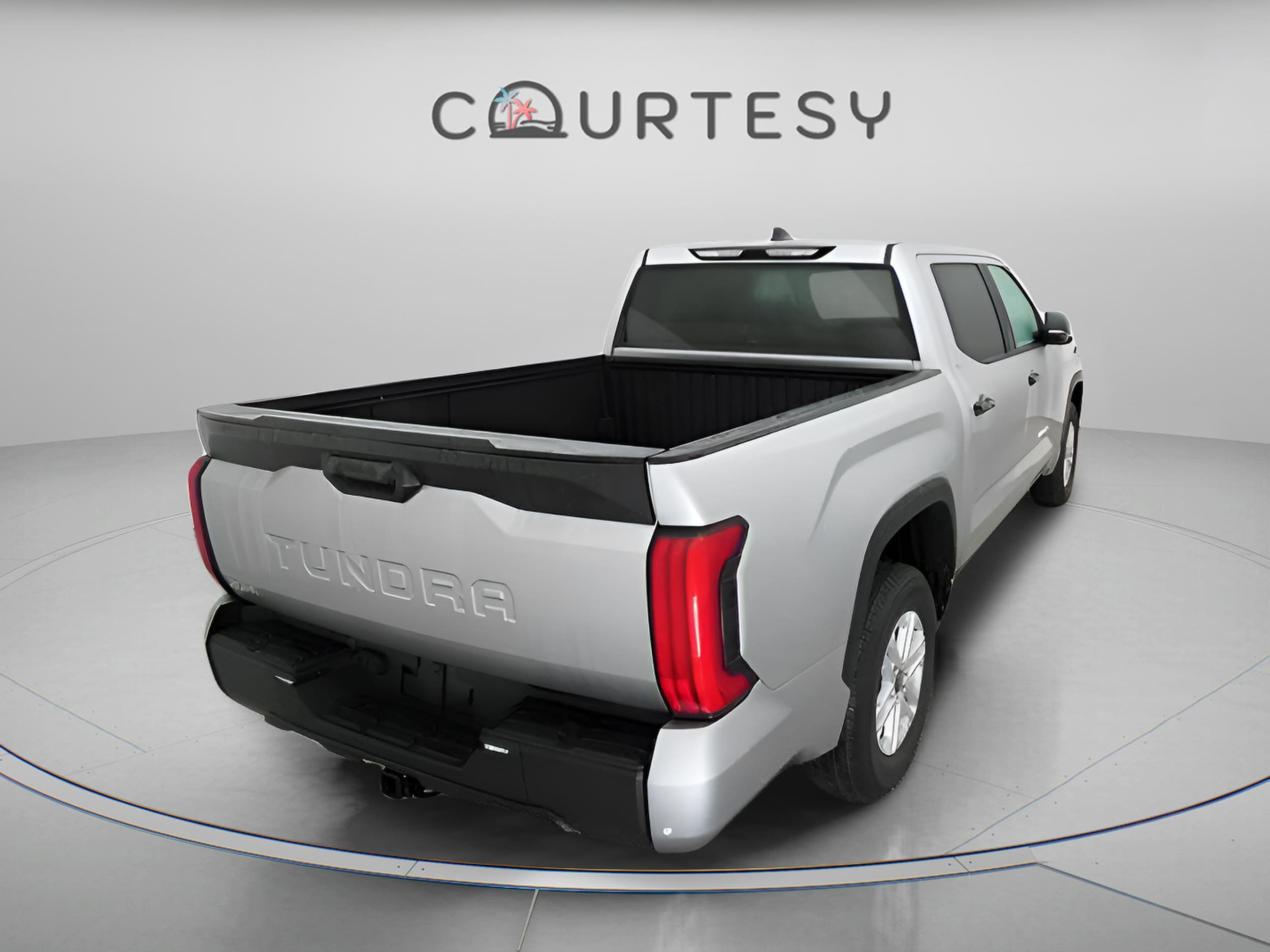 2025 Toyota Tundra SR5 - Photo 15