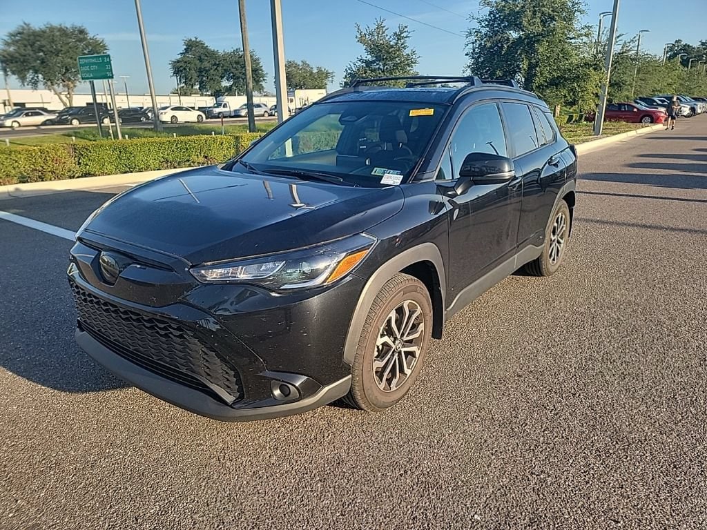 Used 2024 Toyota Corolla Cross Hybrid Hybrid SE SUV