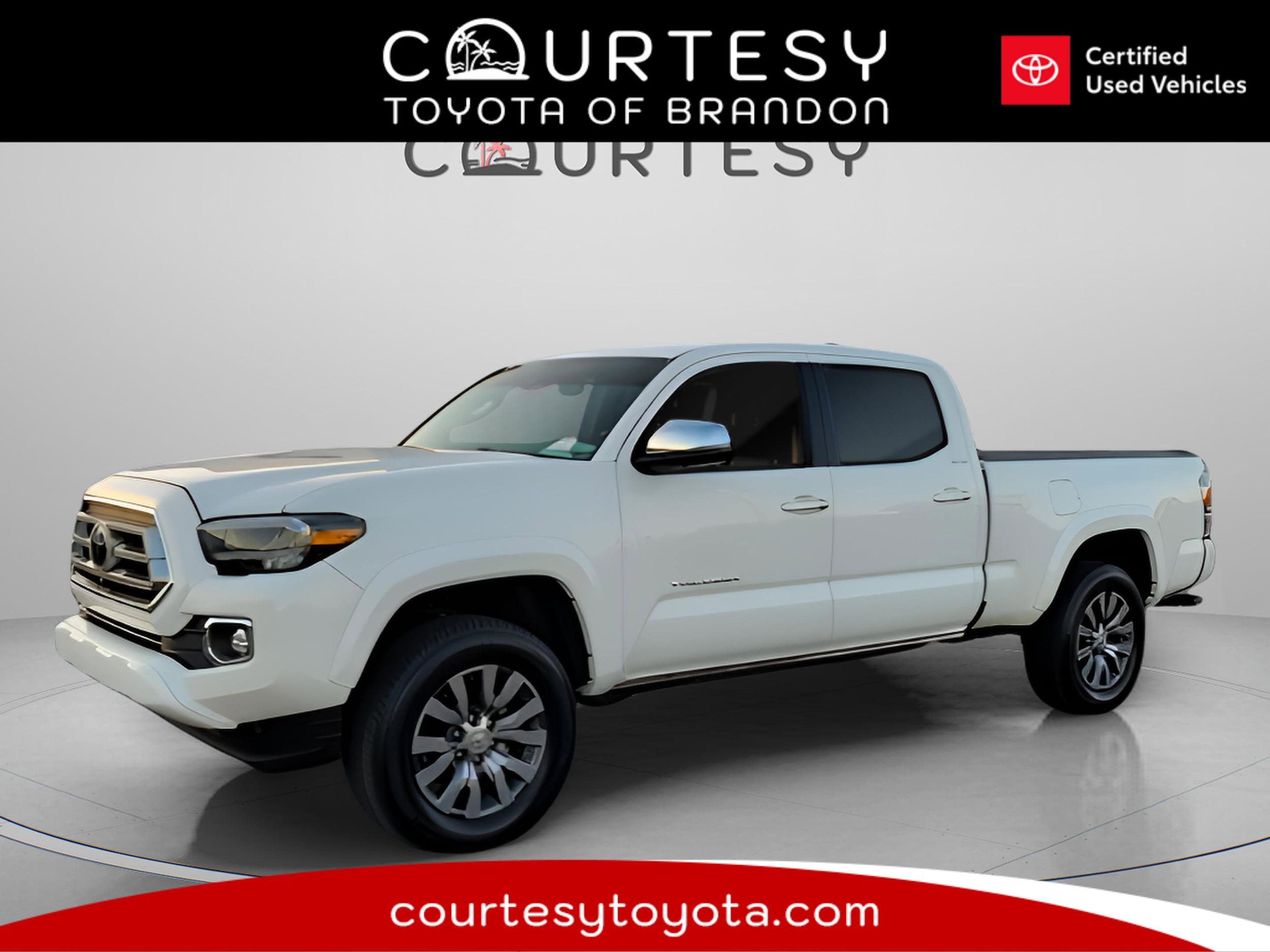 2023 Toyota Tacoma Limited's photo