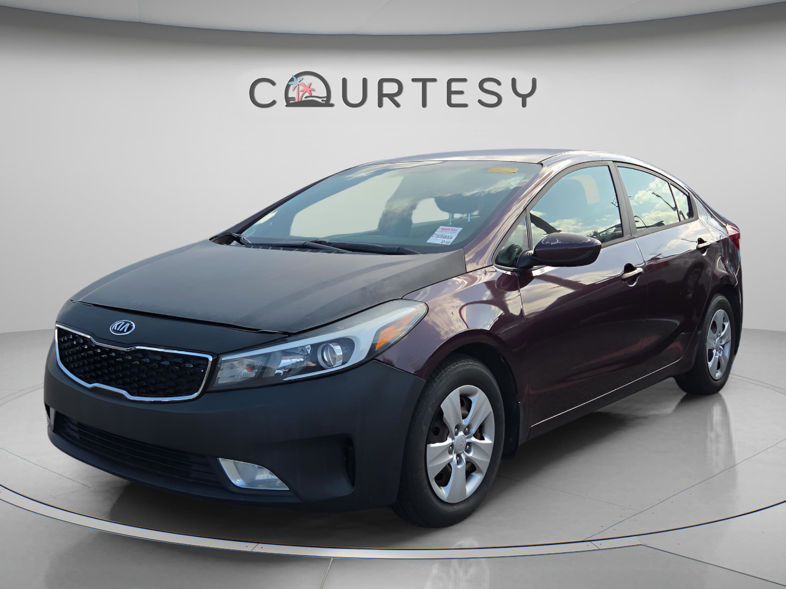 2017 Kia Forte LX AT's photo
