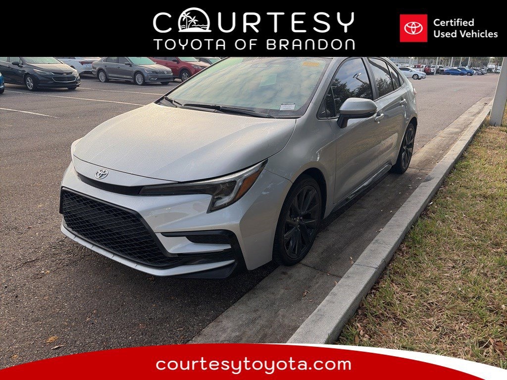 Used 2023 Toyota Corolla SE Sedan
