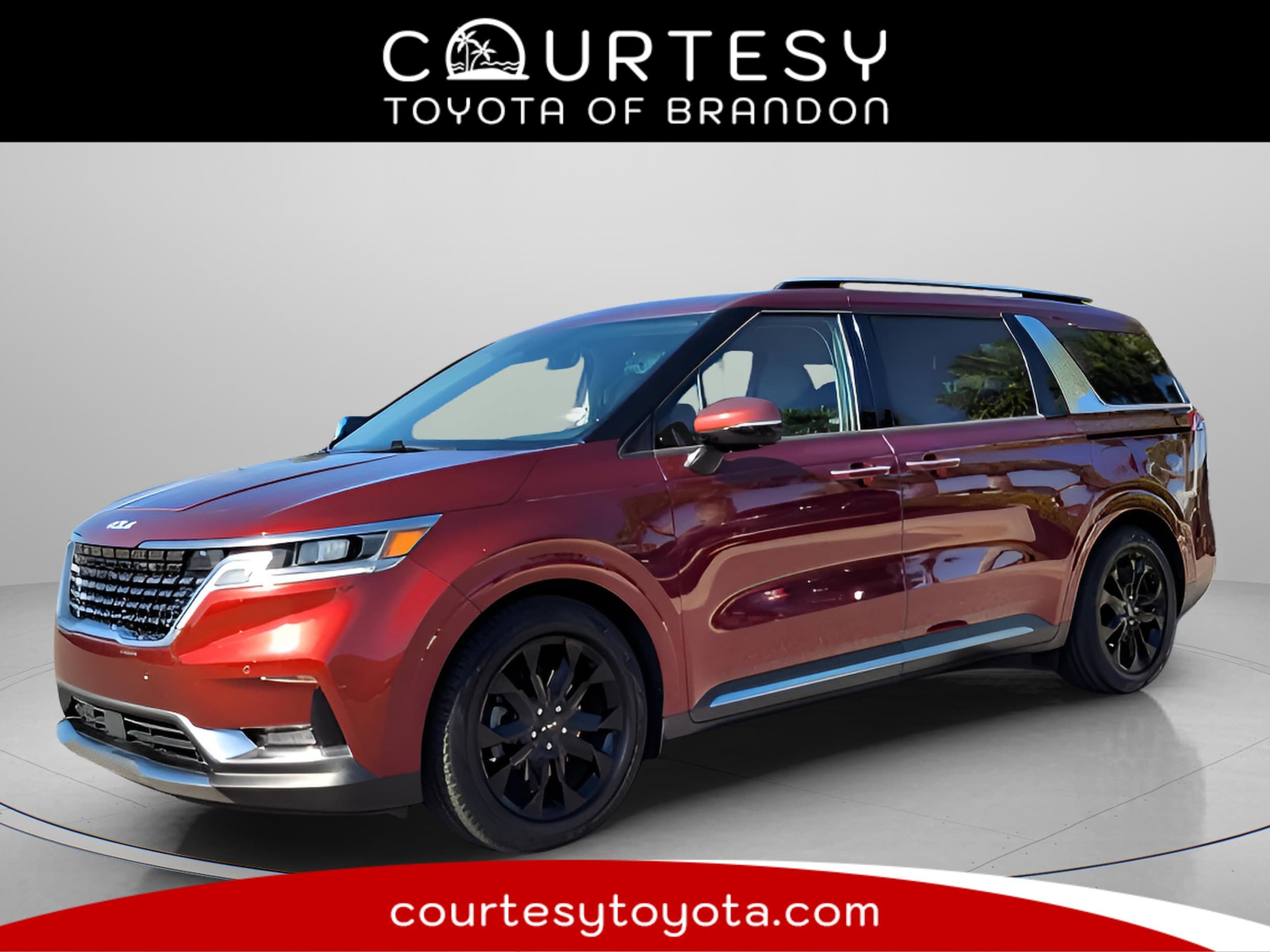 2022 Kia Carnival SX's photo