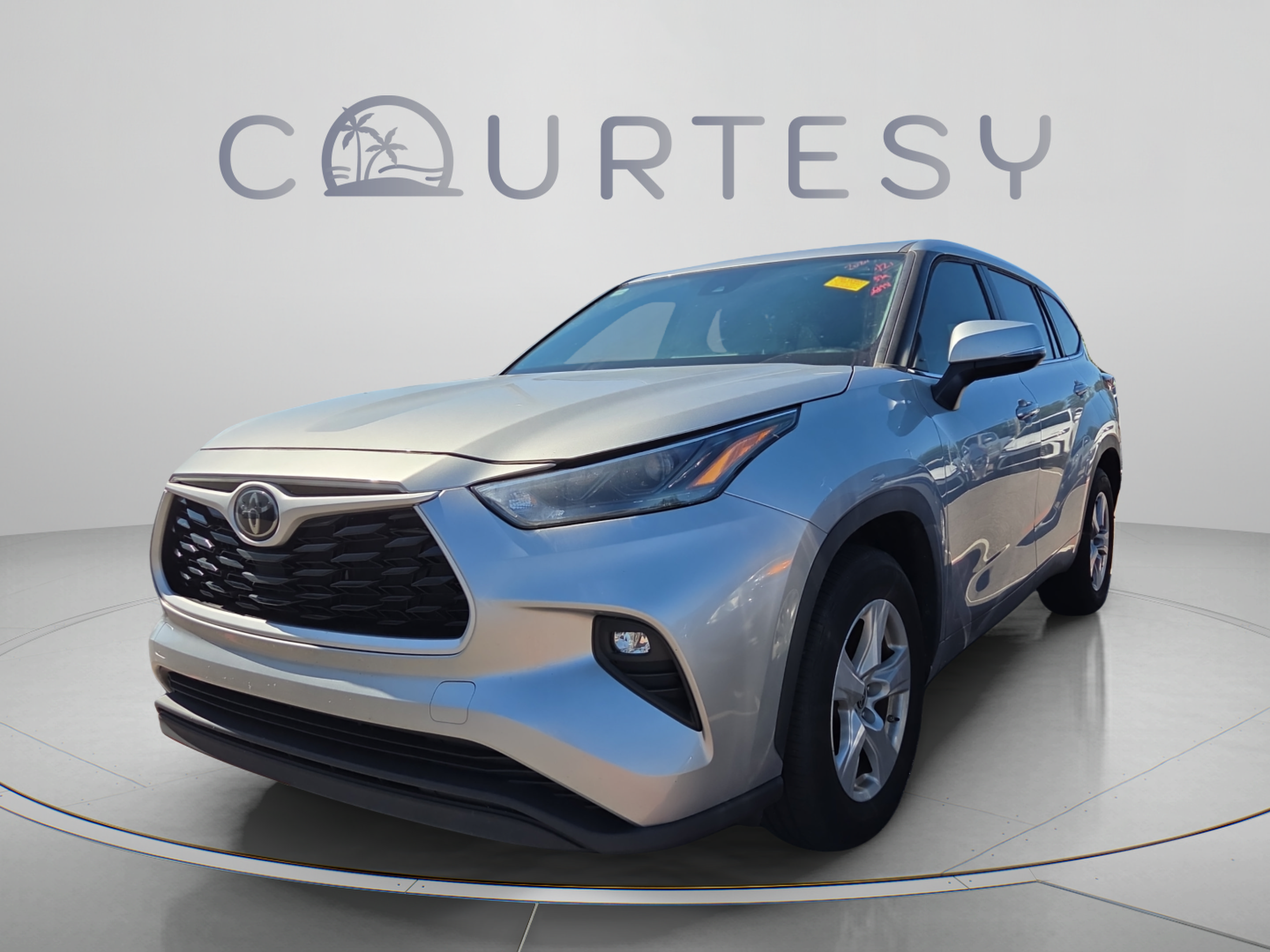 2024 Toyota Highlander LE SUV