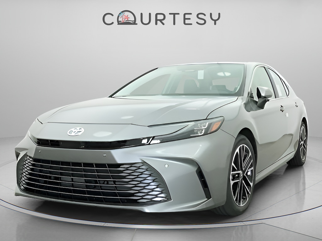 Used 2025 Toyota Camry XLE Sedan