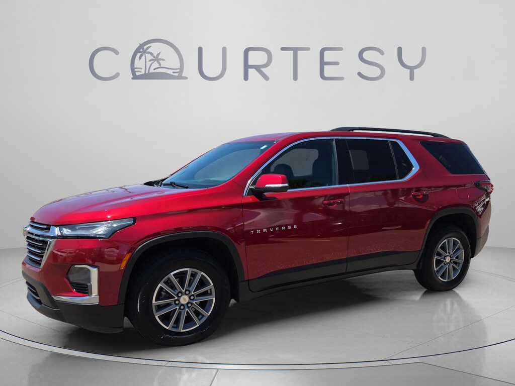 Used 2023 Chevrolet Traverse LT Leather SUV