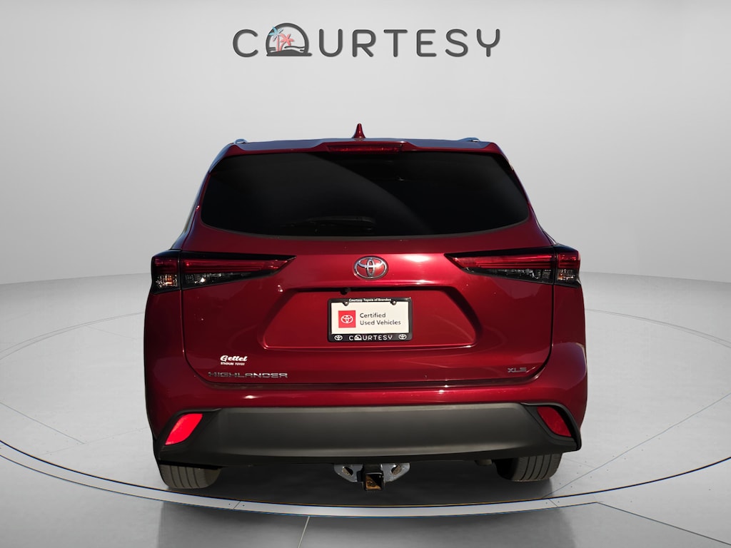 Certified 2022 Toyota Highlander XLE SUV