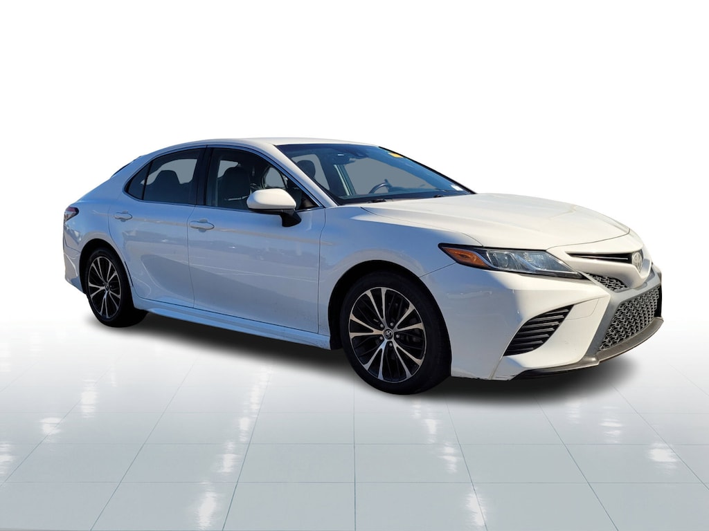Used 2018 Toyota Camry L Sedan